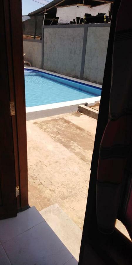 Izaac'S Bed & Breakfast Lovina Esterno foto