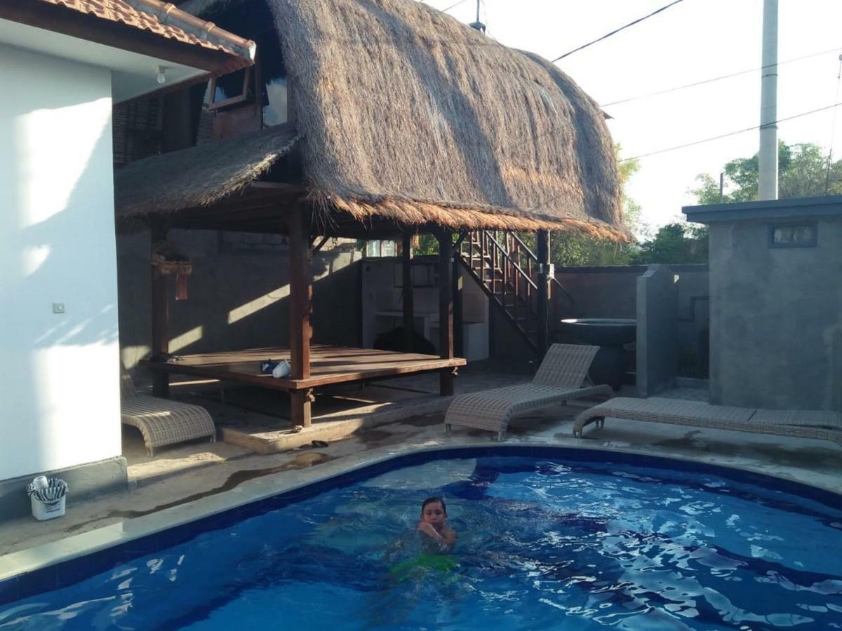 Izaac'S Bed & Breakfast Lovina Esterno foto